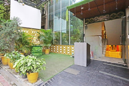 JRD Luxury-Business Hotel, New Delhi, India