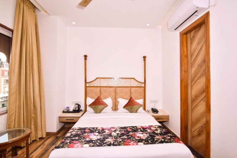 Hotel RV Golden A Few Steps from Golden Temple, Amritsar, India