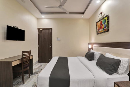 Super Townhouse Kankarbagh Formerly Kunwar Alcajars, Patna, India