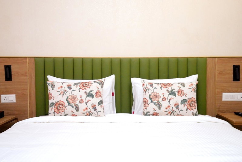 Hotel Limon & Banquet Sector 29, Gurgaon, Gurgaon, India