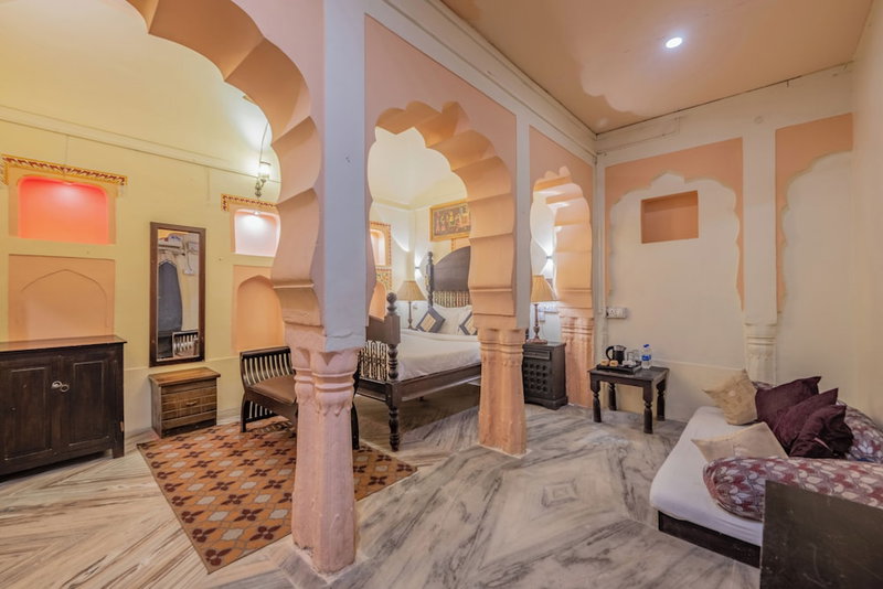Hotel Shahi Palace, Jhunjhunu, India
