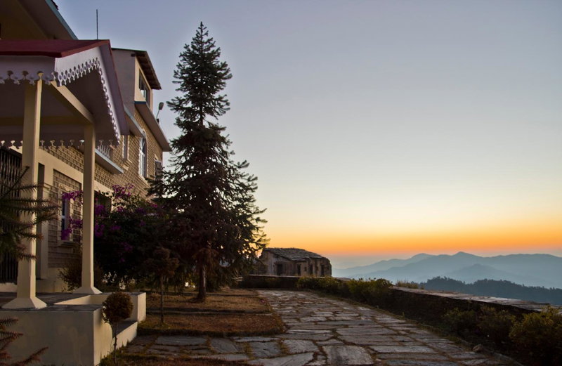 Tree of Life Grand Oak Manor, Binsar, Binsar, India