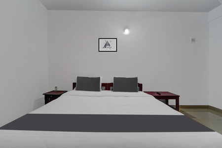 Super Hotel O Sultan Bathery Formerly Bluevalley, Wayanad, India