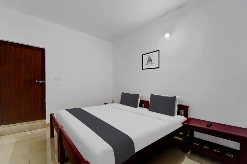 Super Hotel O Sultan Bathery Formerly Bluevalley, Wayanad, India