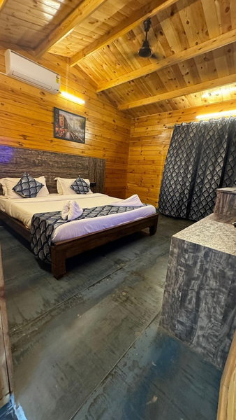 Oziba Beach Resort, Arambol, India