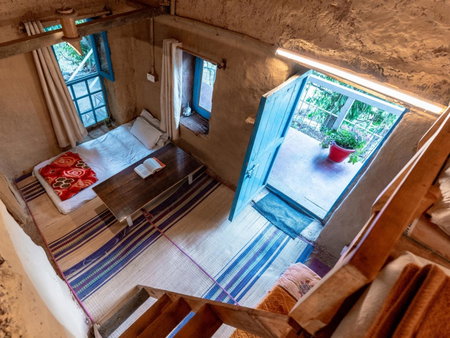 Vista Hostel Jeolikote, Nainital, Patwa Dunga, India