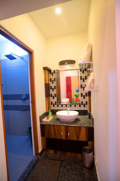 Hillsidecreek Homestay, Anachal, India