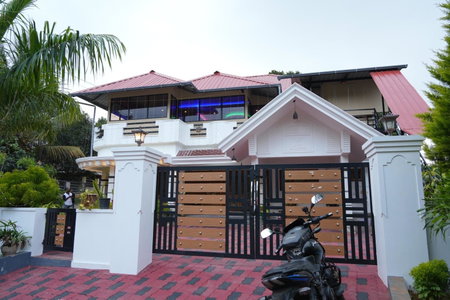 Hillsidecreek Homestay, Anachal, India