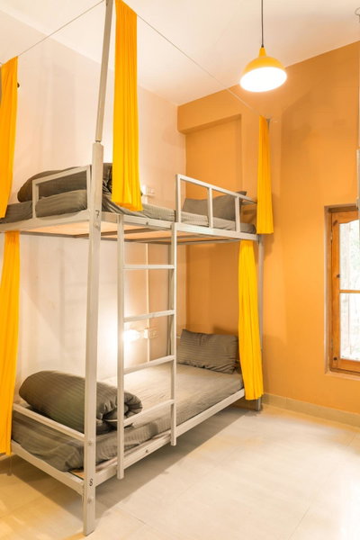 Whoopers Hostel Bir- FRIENDS themed, Bīr, India