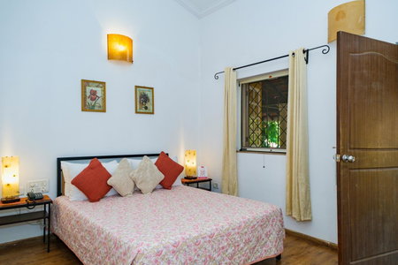 Granpa's Inn Hotel Bougainvillea, Anjuna, India