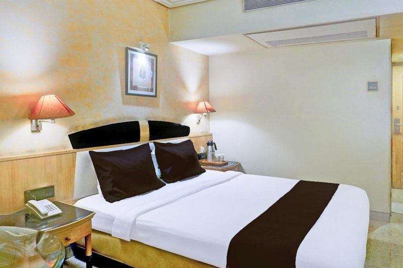 Townhouse Oak JM Road Formerly Krishna presidency, Pune, India