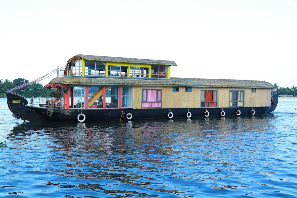 Hotel · Cosy Houseboats, Ambalapuzha