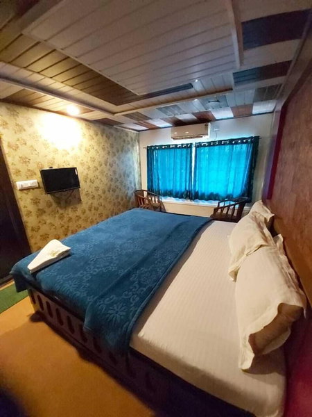 Cosy Houseboats, Ambalapuzha, India