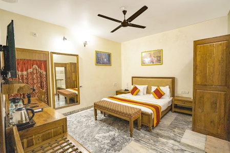 Hotel Chandrawati Palace, Abu Road, India