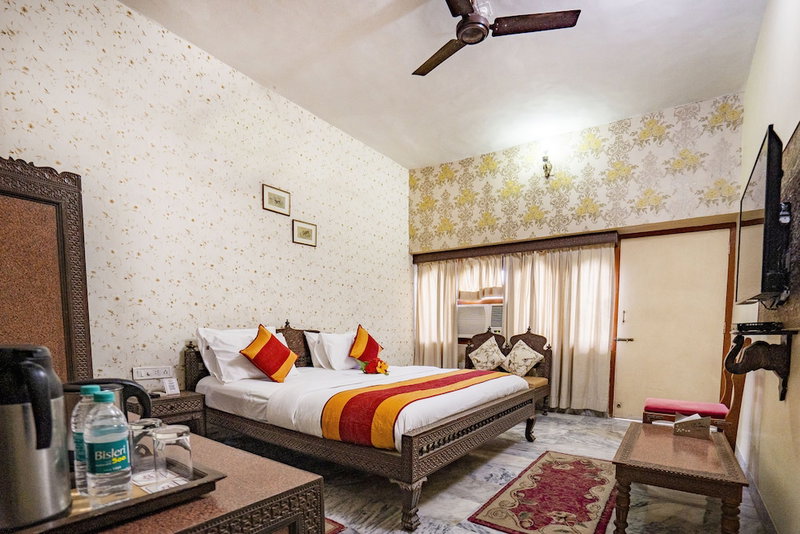 Hotel Chandrawati Palace, Abu Road, India