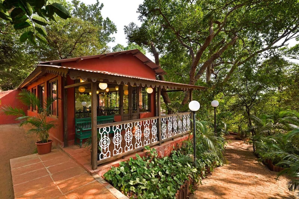 Radha Cottage, Индия