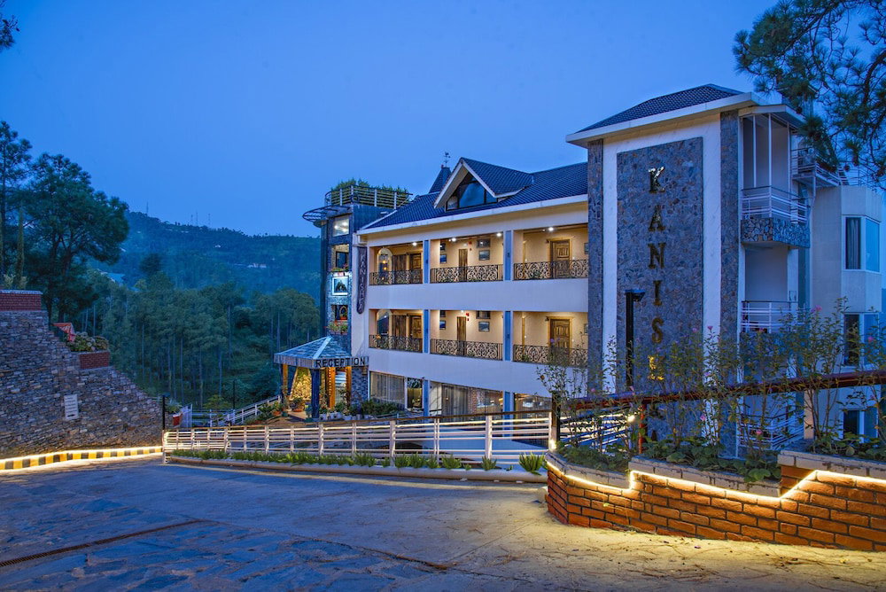 Hotel · Kanishka Retreat Resort Chail, Kandaghat