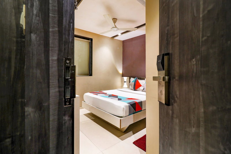 FabHotel Grand Heritage, Mumbai, India