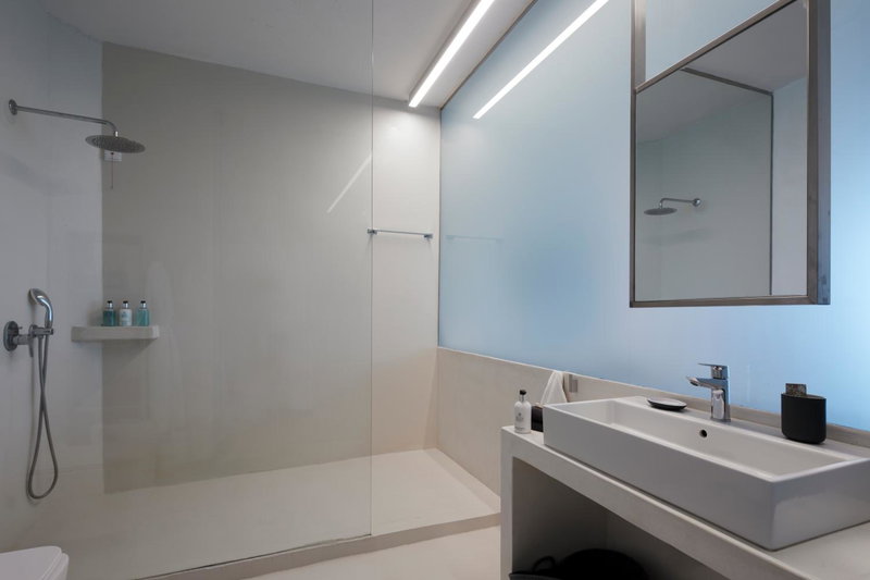 Alti Santorini Luxury Suites, Megalokhori, Greece