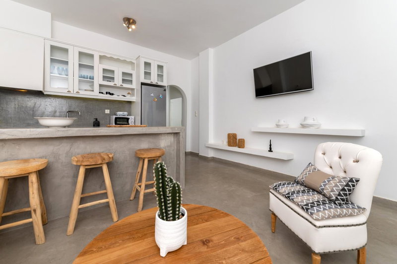 AquaLung Suites, Kamari, Greece