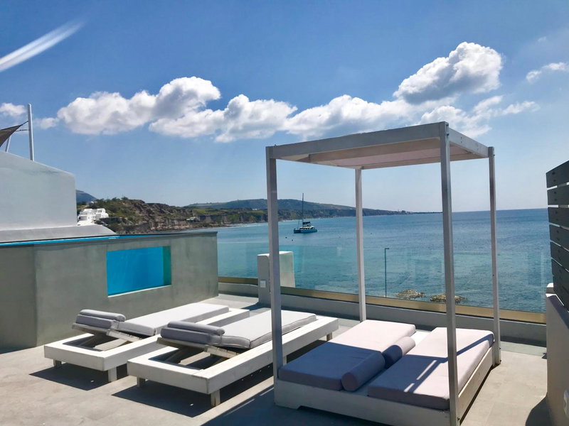 Sublime Villa & Caves, Akrotiri, Greece