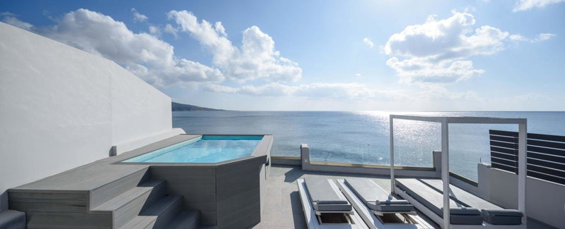 Sublime Villa & Caves, Akrotiri, Greece