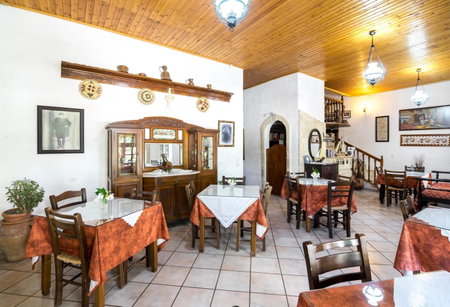 Keramos, Zarós, Greece
