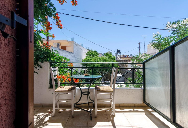 Keramos, Zarós, Greece