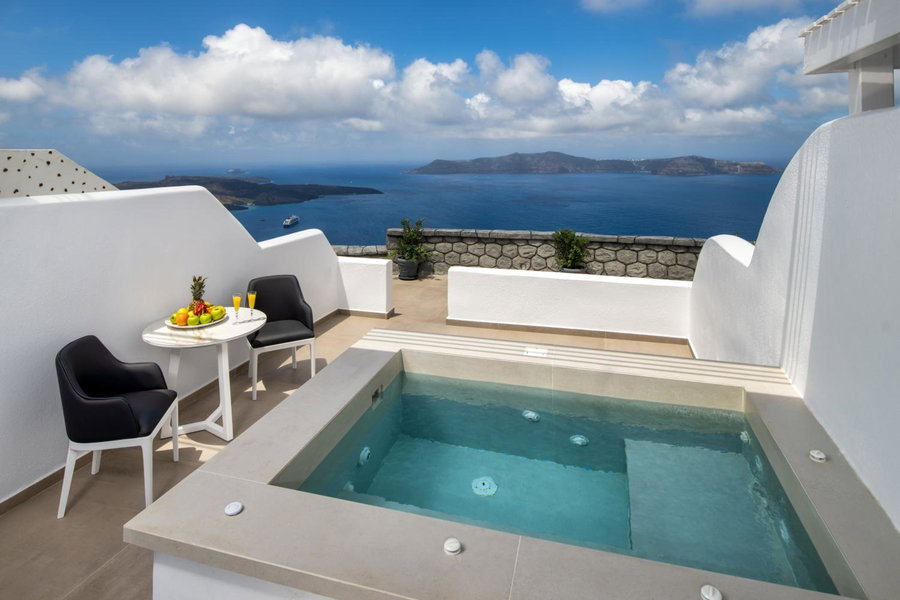 Aura Suites, Firostefani, Greece