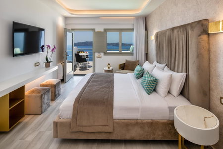 Aura Suites, Firostefani, Greece