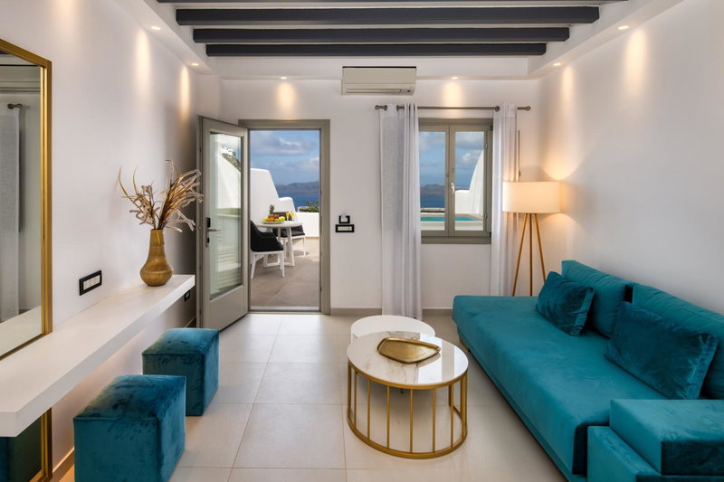 Aura Suites, Firostefani, Greece