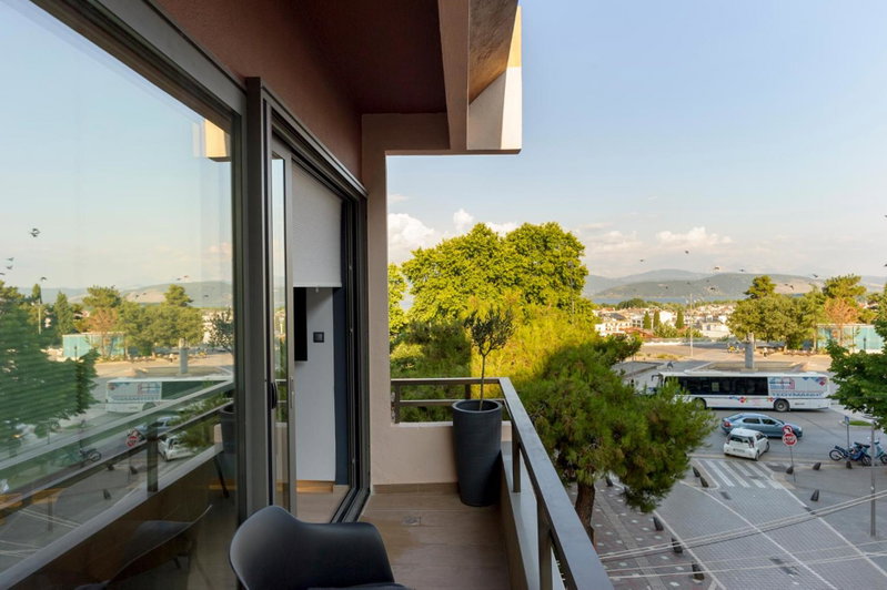 Ioannina In - central & modern apt 36m2 lake view, Ioannina, Greece