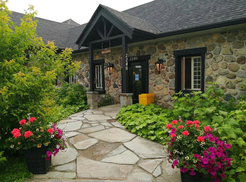 Condo Hotel Au pied du Mont Orford, Orford, Canada