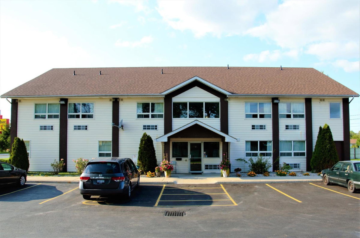 Royal Windsor Motel, Canada