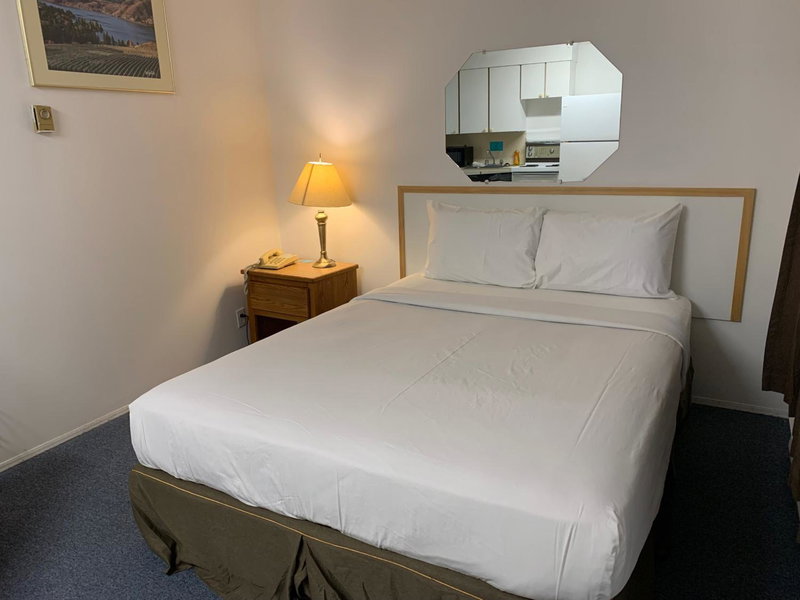 Swiss Sunset Inn, Penticton, Canada