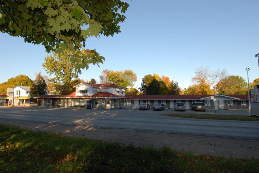 Kings Inn Orillia, Orillia, Canada