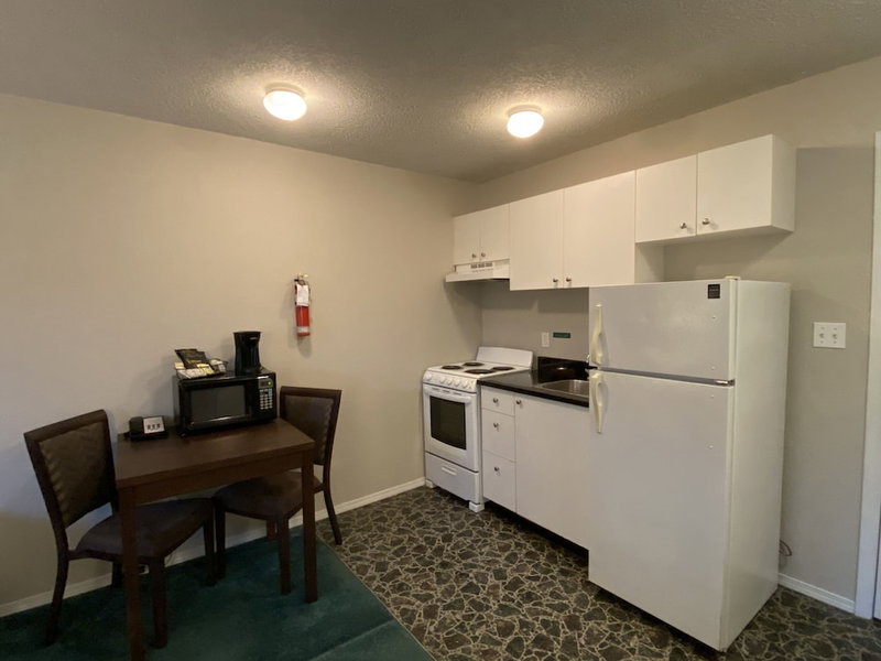 Lake Cowichan Lodge, Lake Cowichan, Canada