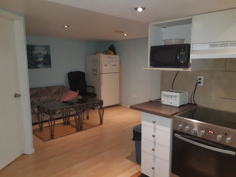 McMaster Accommodations, Hamilton, Canada