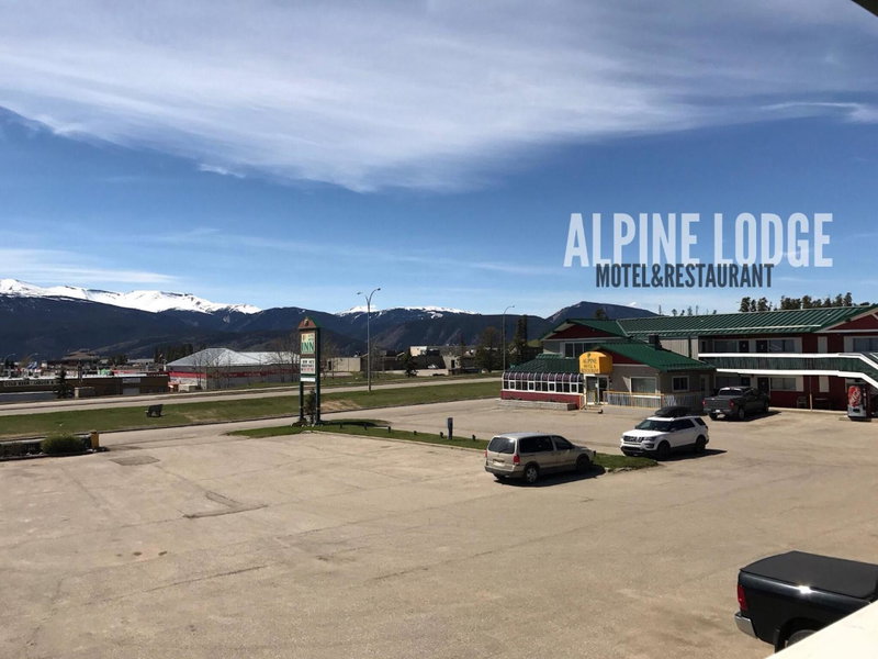 Alpine Lodge Motel & Restaurant, Grande Cache, Canada