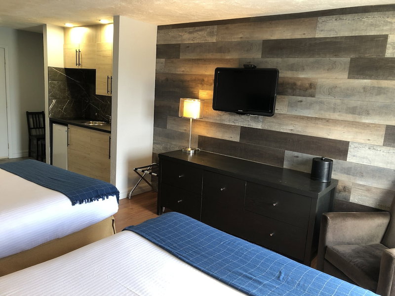 Auberge Shores Inn & Hotel, Shediac, Canada