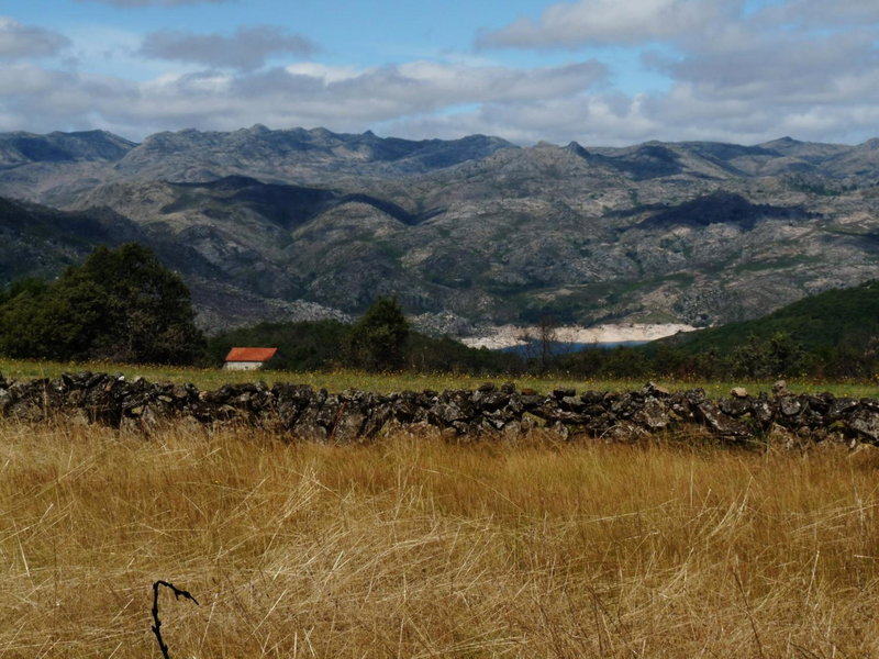 Nomad Planet, Fiães do Rio, Portugal