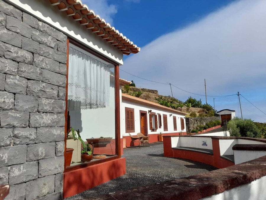 Paraíso Resiliente, Santana, Portugal