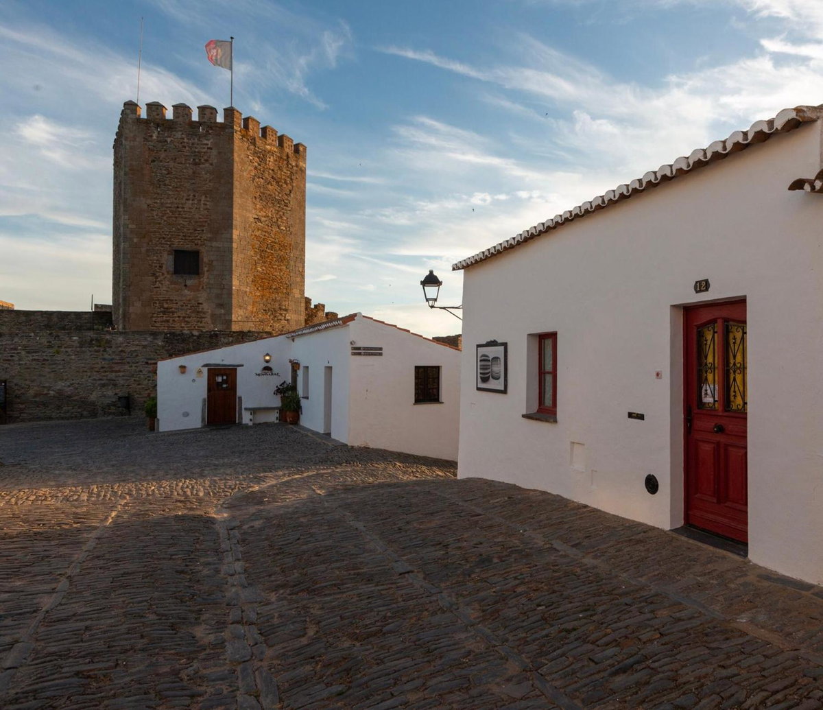 A Janela Do Castelo, Portugal