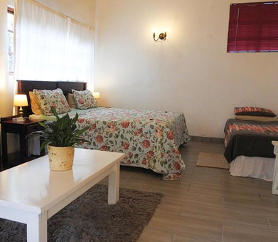 122 on Krantzview previously BizAfrika Guest Lodge, Kloof, South Africa