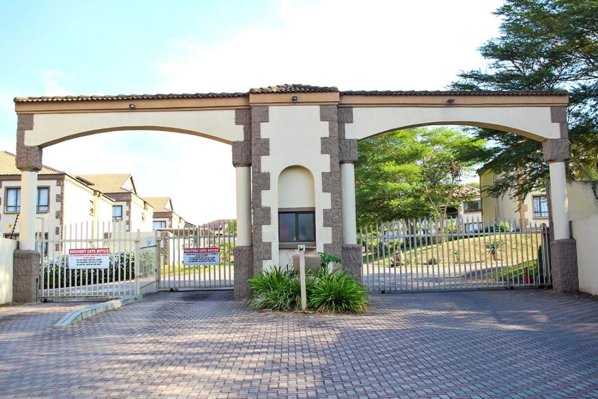 Mills Pad with 2-bedroom, South Africa
