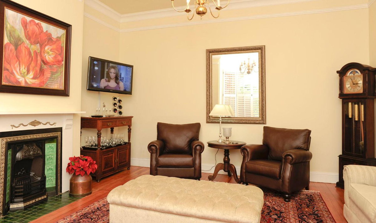 Hotel · Sica's Guest House - The Loft, Durban
