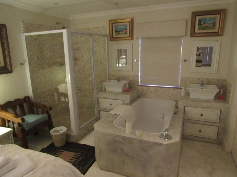 Marlyn and Dolfyn Self Catering, Paternoster, South Africa