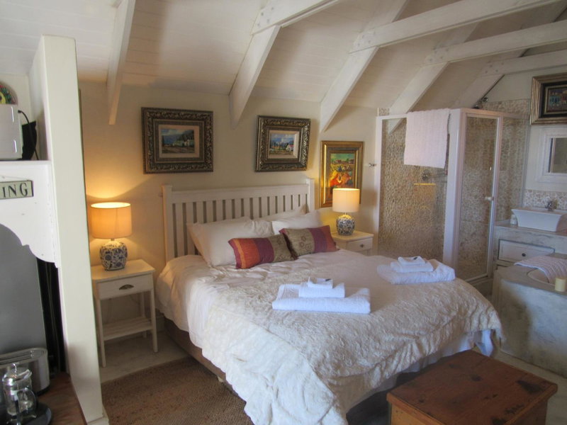 Marlyn and Dolfyn Self Catering, Paternoster, South Africa