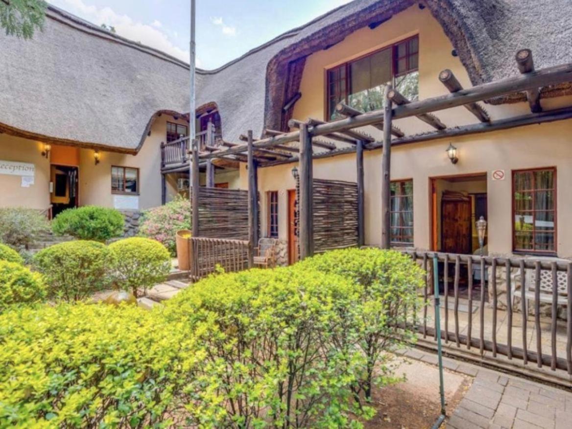 Lapalosa Lodge, South Africa