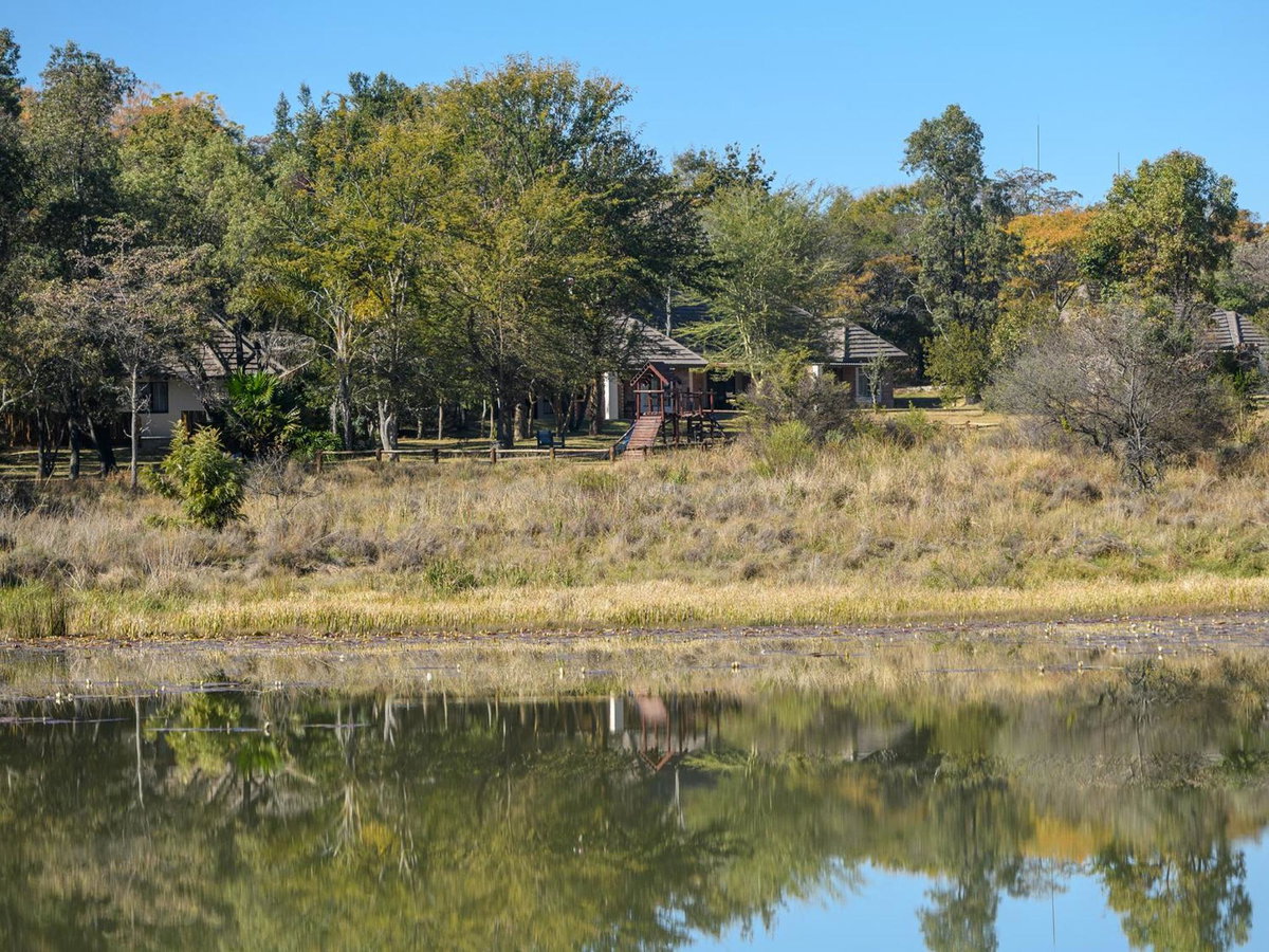 Hotel · Waterberg Game Park, Melk River